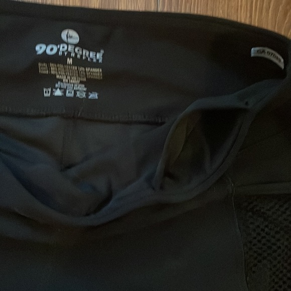 Black workout leggings size medium - Picture 2 of 5